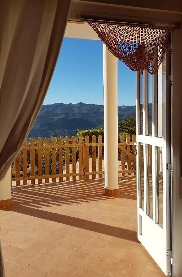 Villa Rosada - Luxurious 3-Bedroom Villa With Garden And Pool Cantoria
