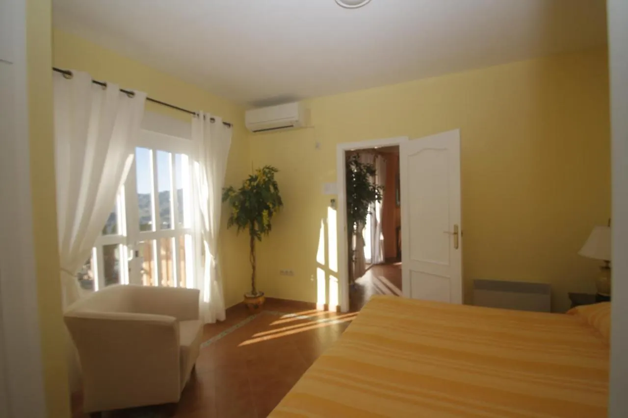 Villa Rosada - Luxurious 3-Bedroom Villa With Garden And Pool Cantoria